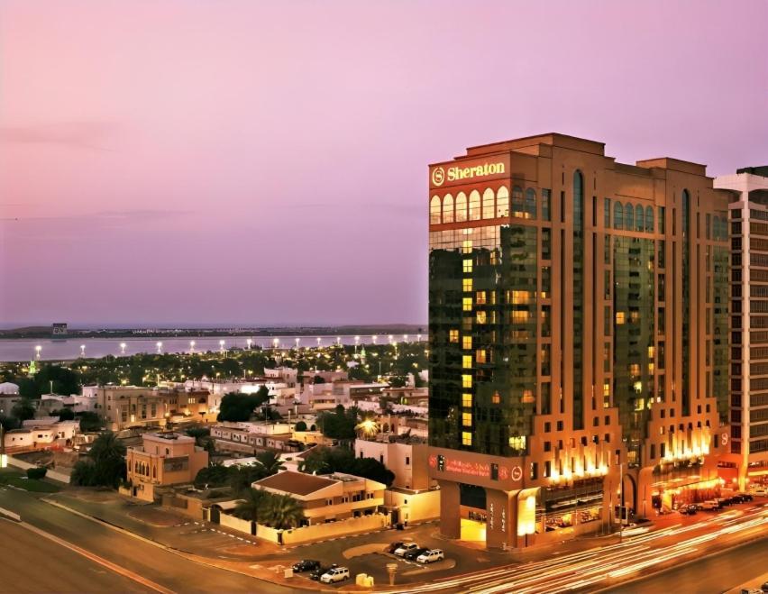 Khalidiya Hotel Abu Dhabi Exterior foto